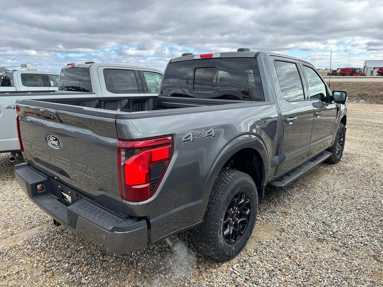 2026 Ford F-150 XLT 4WD SuperCrew 5.5' Box 302A Photo5