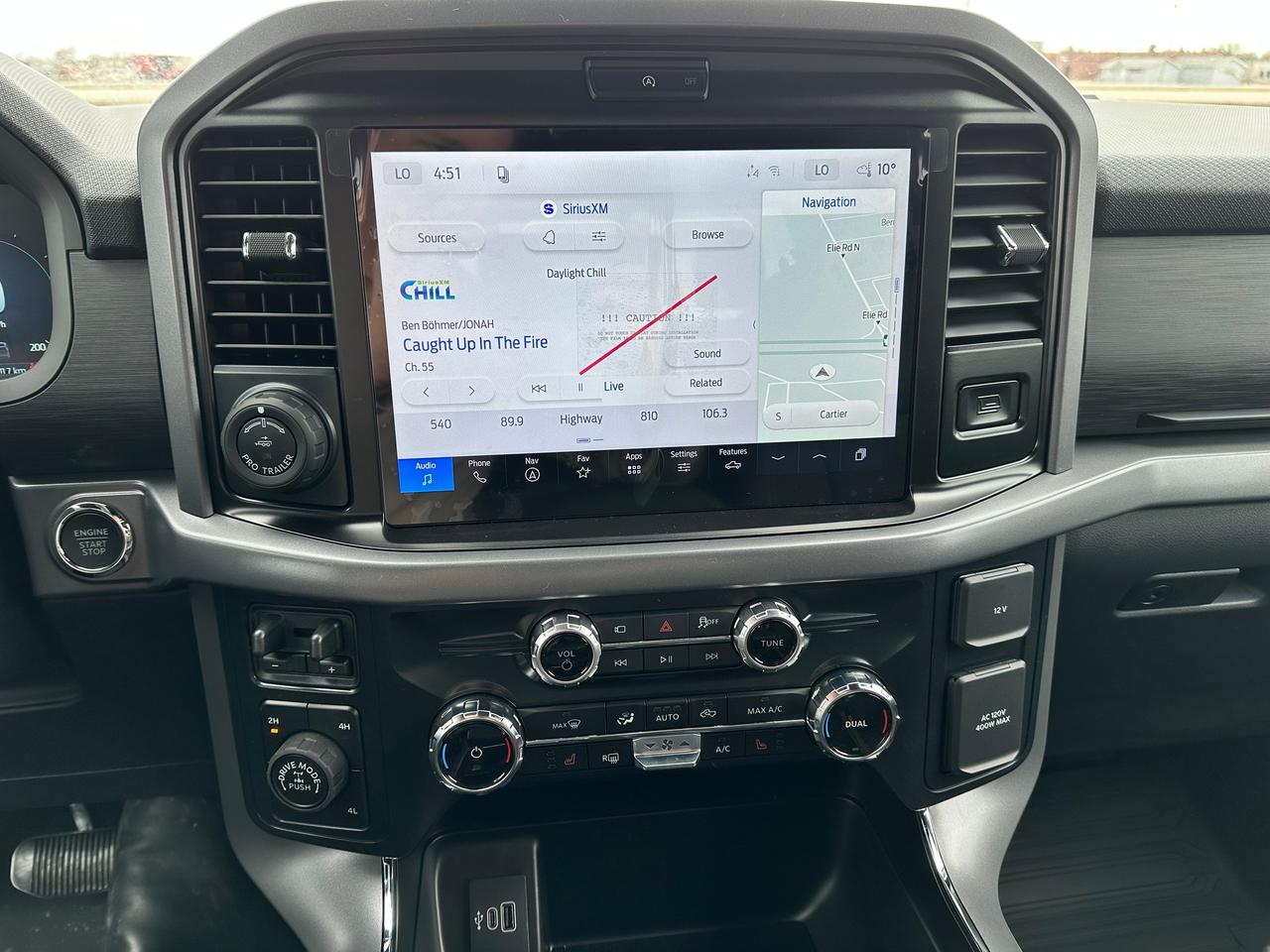 2026 Ford F-150 XLT 4WD SuperCrew 5.5' Box 302A Photo5