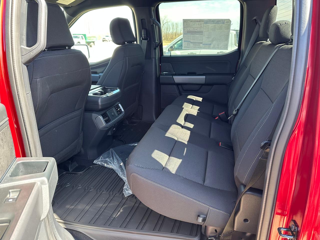 2026 Ford F-150 XLT 4WD SuperCrew 5.5' Box 302A Photo5