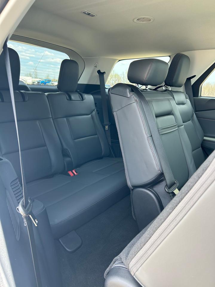 2026 Ford Explorer ACTIVE W/200A PKG 4WD 200A Photo5