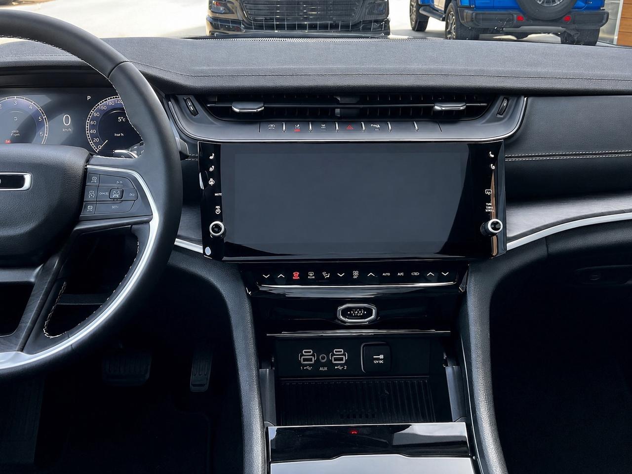 2026 Jeep Grand Cherokee LIMITED RESERVE | Leather | Pano Roof | Pwr Trunk Photo