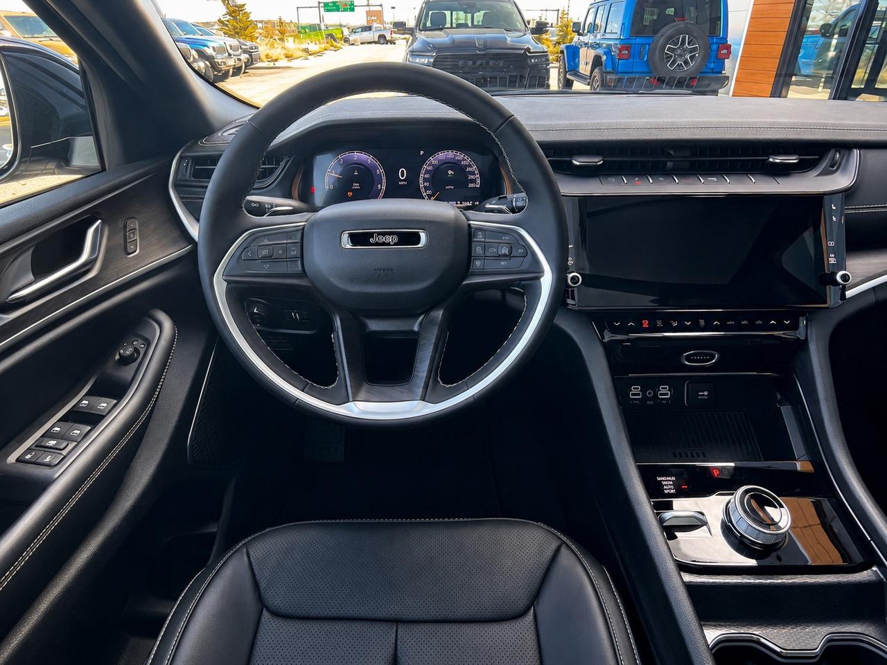 2026 Jeep Grand Cherokee LIMITED RESERVE | Leather | Pano Roof | Pwr Trunk Photo