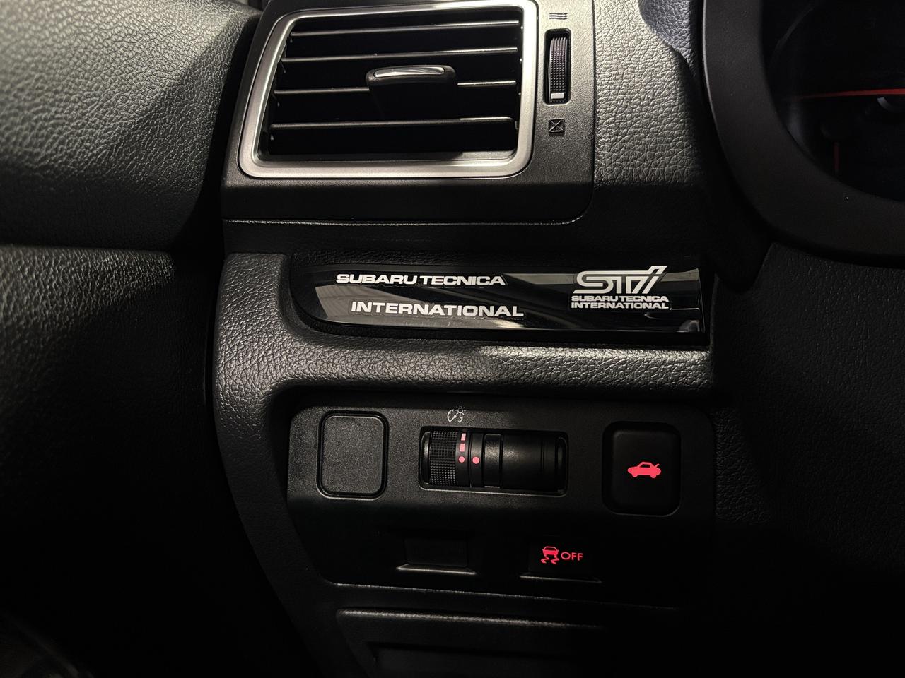 2019 Subaru WRX STI AWD|MANUAL|CARBONWING|COBBINTAKE|EXHAUST|BACKUPCAM Photo