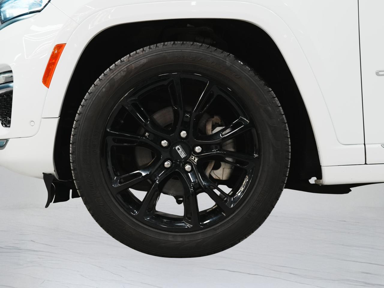 2024 Jeep Grand Cherokee SUMMIT | AIR SUSPENSION | MASSAGE | 20 IN Photo