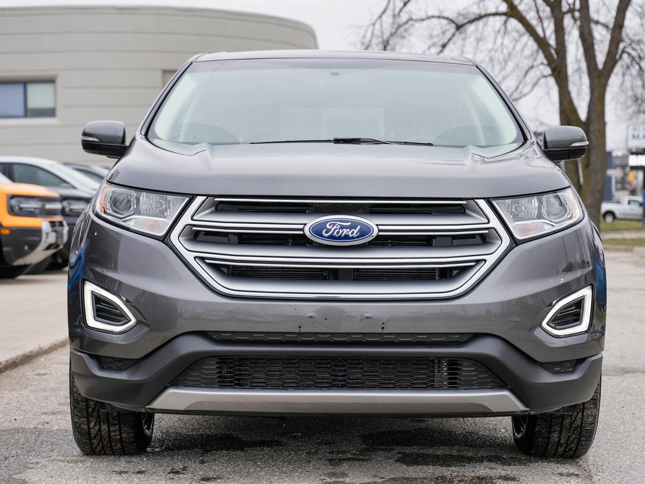 2018 Ford Edge TITANIUM | AWD | LEATHER | LOADED!! Photo2