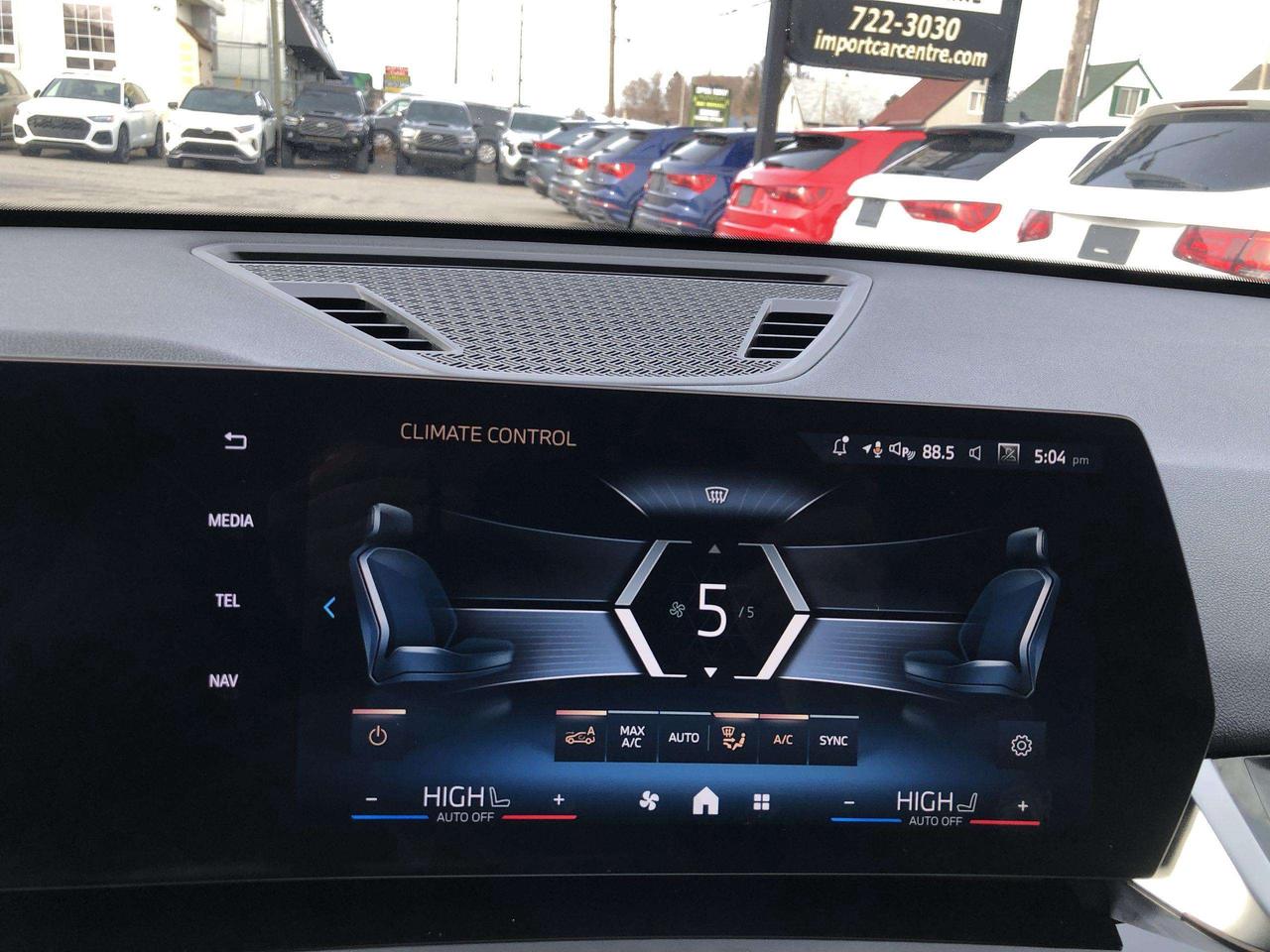 2025 BMW X1 xDrive28i VEGANZA INTERIOR, LANE DEPARTURE, DUAL CLIMATE CONTROL, NAVI, aND Photo