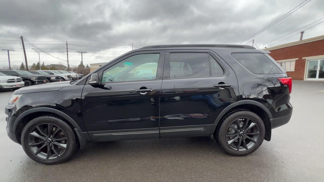 2017 Ford Explorer XLT SPORT AWD |7-PASS |LEATHER | SUNROOF | CARPLAY Photo4