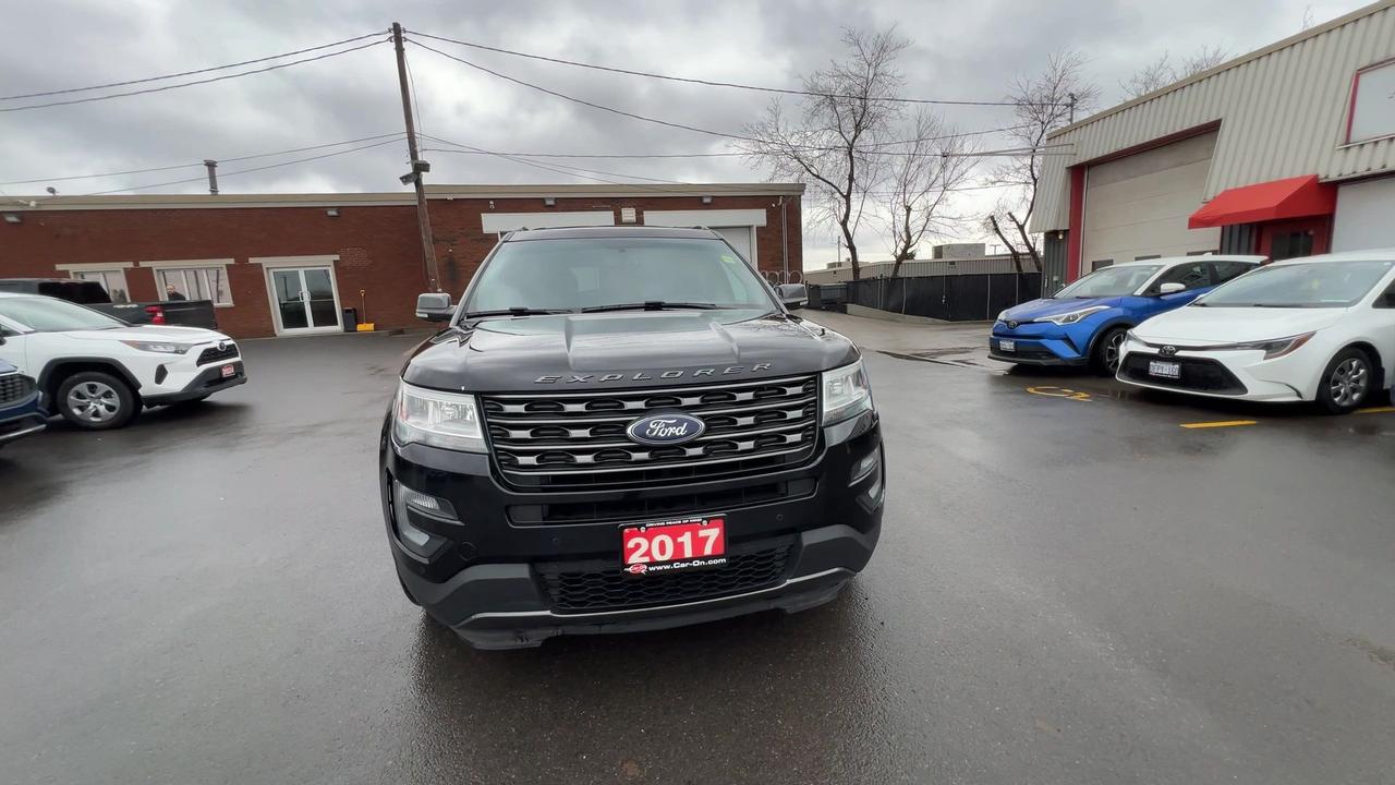 2017 Ford Explorer XLT SPORT AWD |7-PASS |LEATHER | SUNROOF | CARPLAY Photo2
