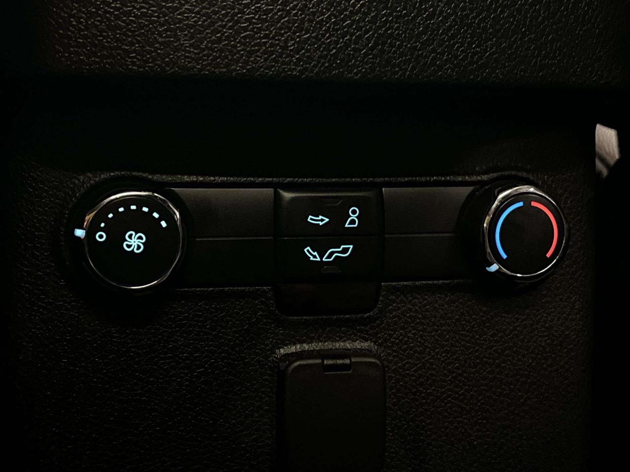 2017 Ford Explorer XLT SPORT AWD |7-PASS |LEATHER | SUNROOF | CARPLAY Photo