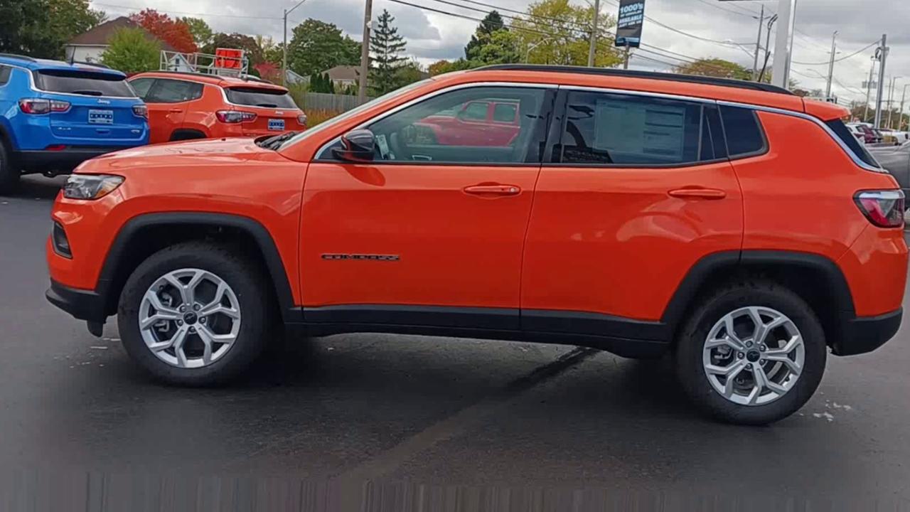 2026 Jeep Compass NORTH 4X4 Photo4