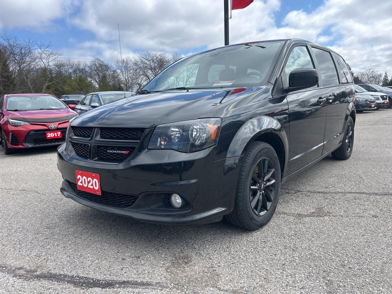 2020 Dodge Grand Caravan GT, CLEAN CARFAX, POWER DOORS, REMOTE START! - Photo #10