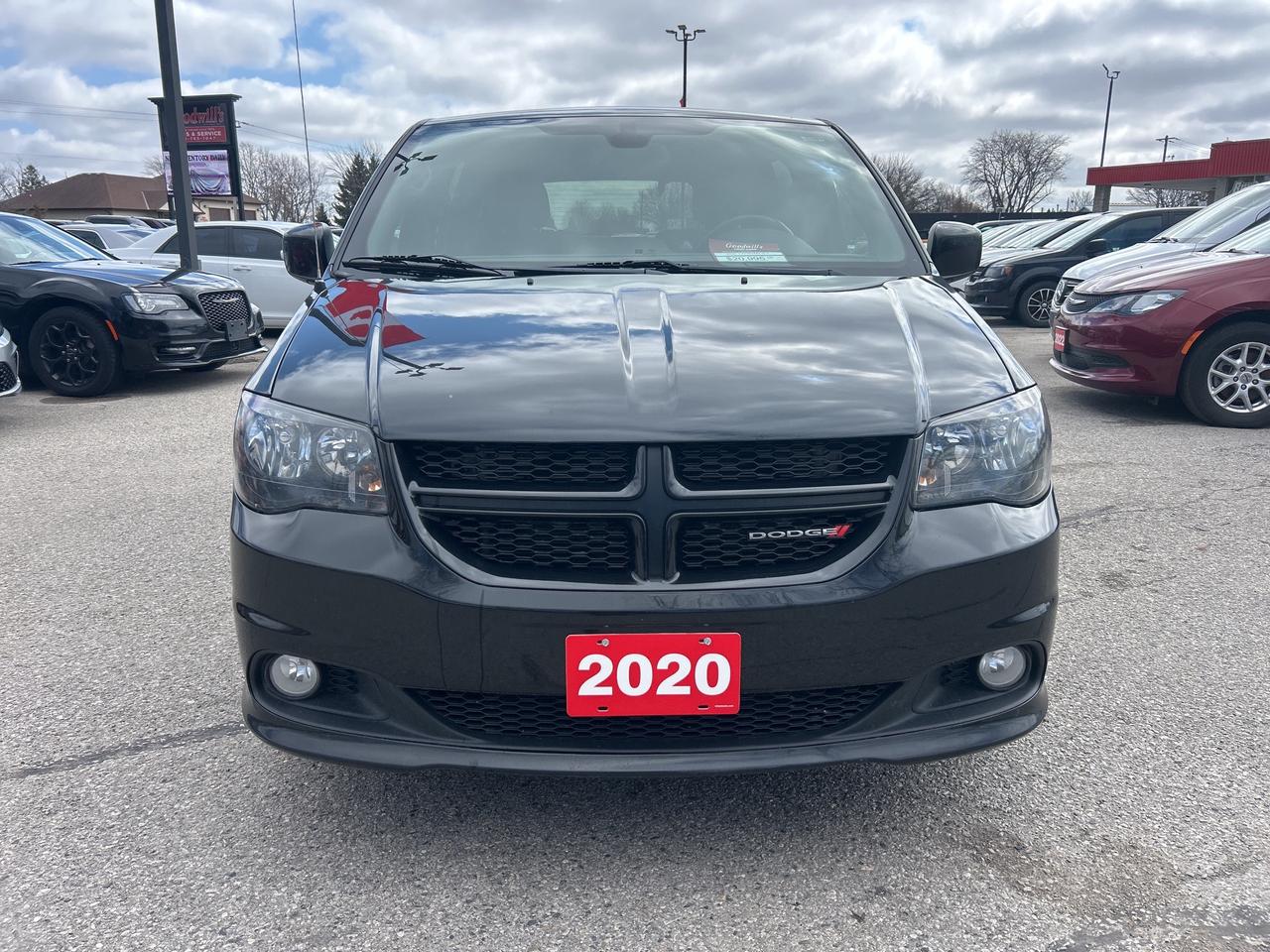 2020 Dodge Grand Caravan GT, CLEAN CARFAX, POWER DOORS, REMOTE START! - Photo #9