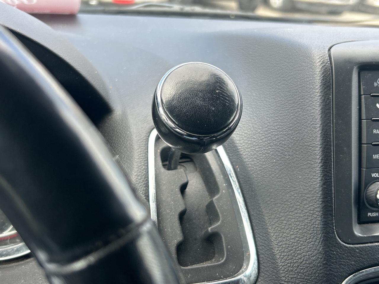 2020 Dodge Grand Caravan GT, CLEAN CARFAX, POWER DOORS, REMOTE START! - Photo #18