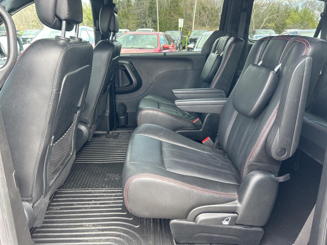 2020 Dodge Grand Caravan GT, CLEAN CARFAX, POWER DOORS, REMOTE START! - Photo #21