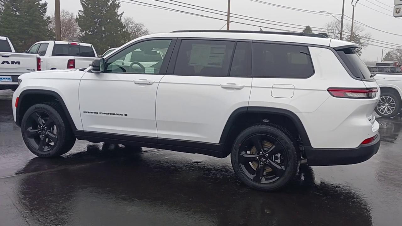 2026 Jeep Grand Cherokee L ALTITUDE 4X4 Photo
