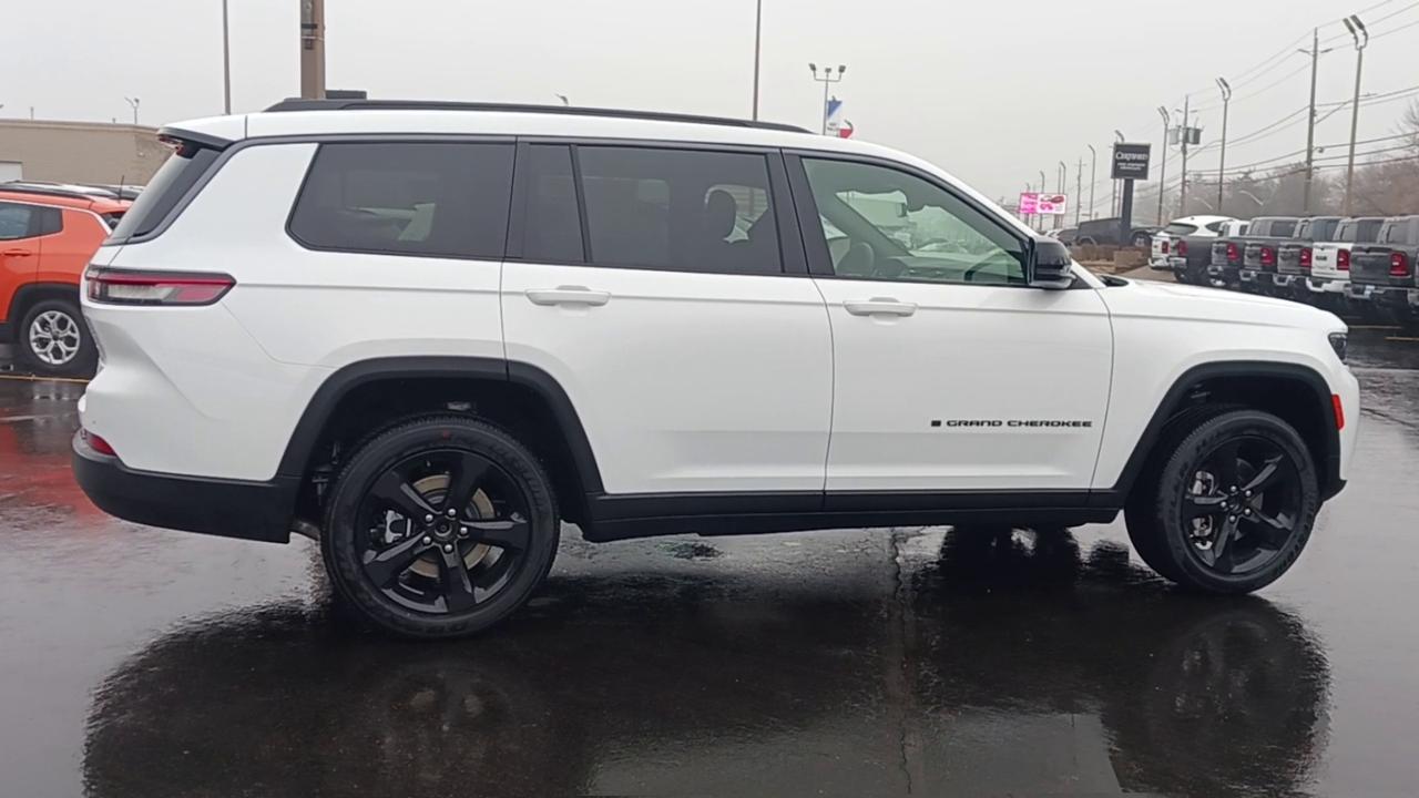 2026 Jeep Grand Cherokee L ALTITUDE 4X4 Photo