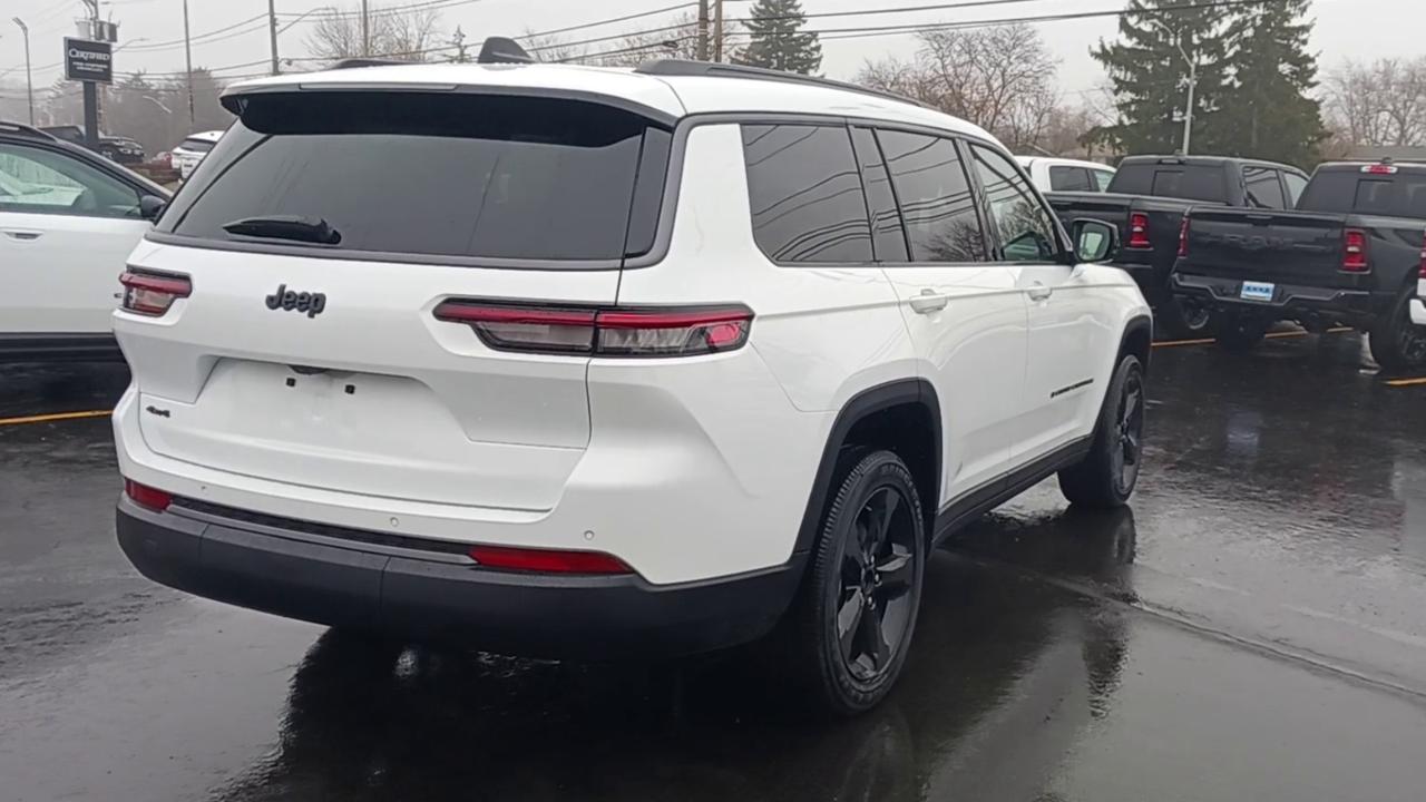 2026 Jeep Grand Cherokee L ALTITUDE 4X4 Photo