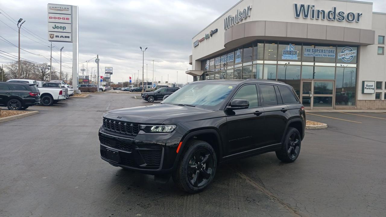 Used 2026 Jeep Grand Cherokee ALTITUDE 4X4 for sale in Windsor, ON