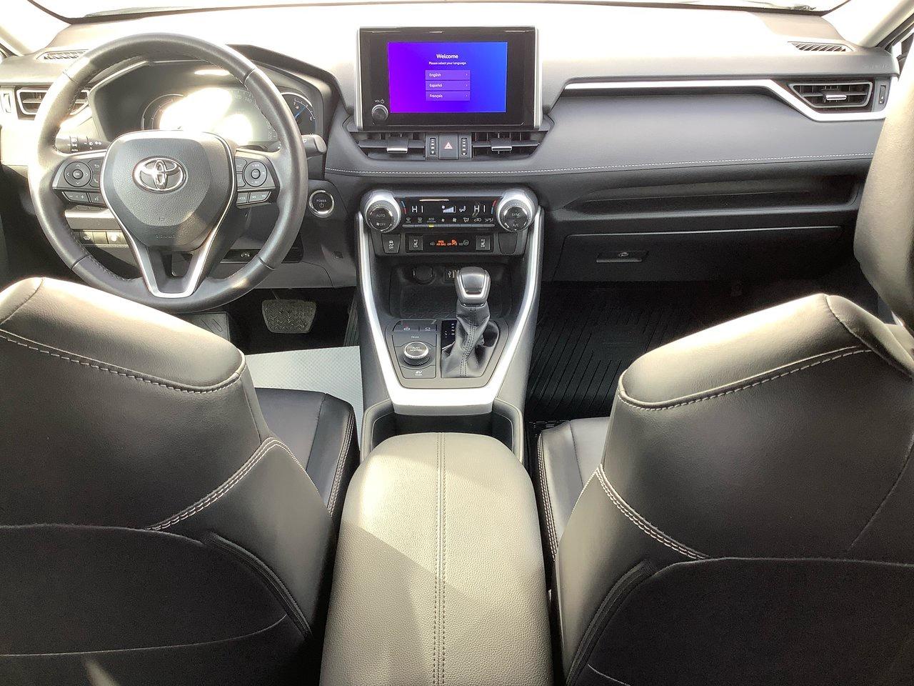 2023 Toyota RAV4 Hybrid XLE Photo
