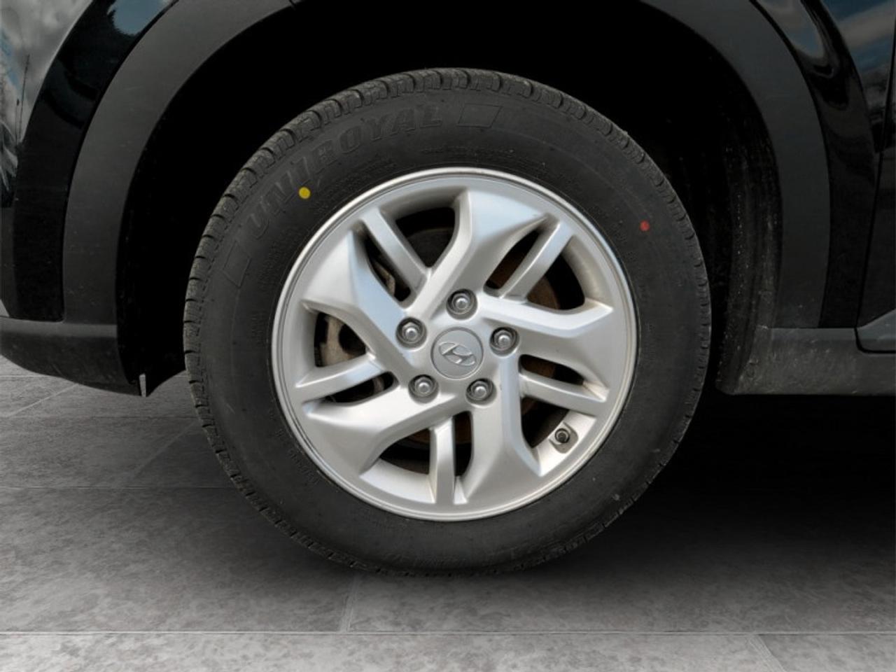 2024 Hyundai Venue PREFERRED Photo