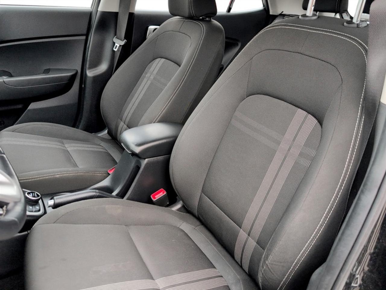 2024 Hyundai Venue Preferred  **APPLE CP - HTD SW** Photo