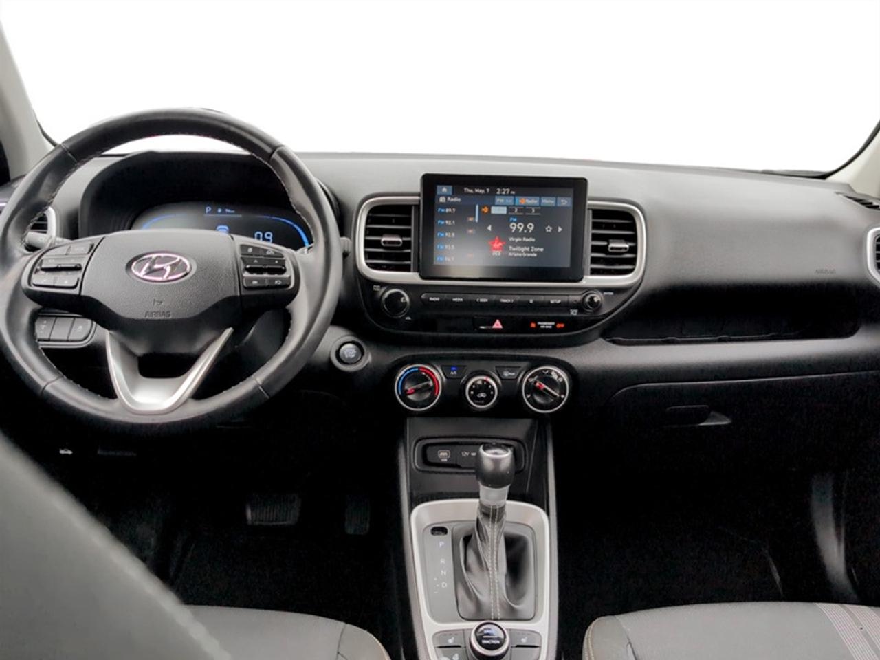 2024 Hyundai Venue Preferred  **APPLE CP - HTD SW** Photo