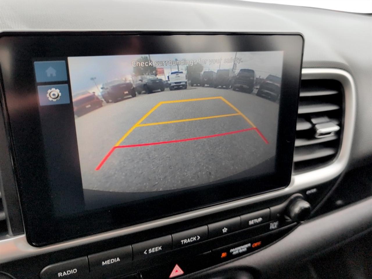 2024 Hyundai Venue Preferred  **APPLE CP - HTD SW** Photo