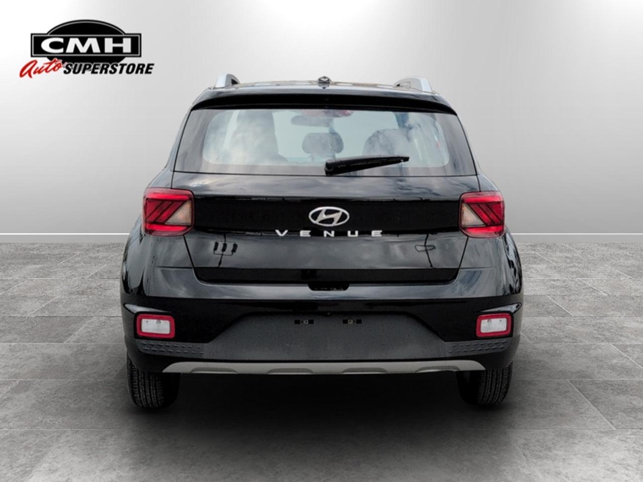2024 Hyundai Venue Preferred  **APPLE CP - HTD SW** Photo