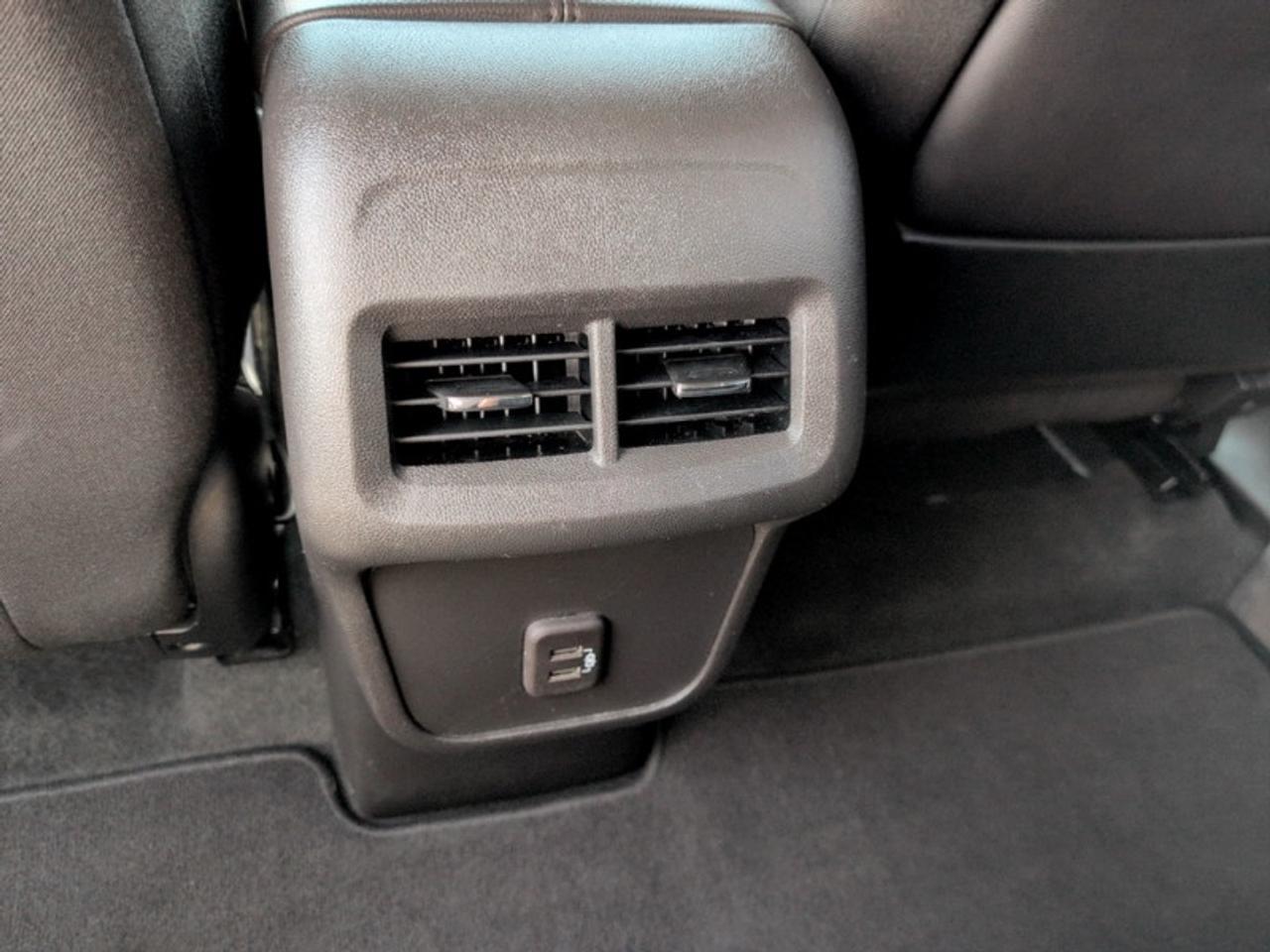 2024 GMC Terrain SLE  **CLEAN CARFAX** Photo