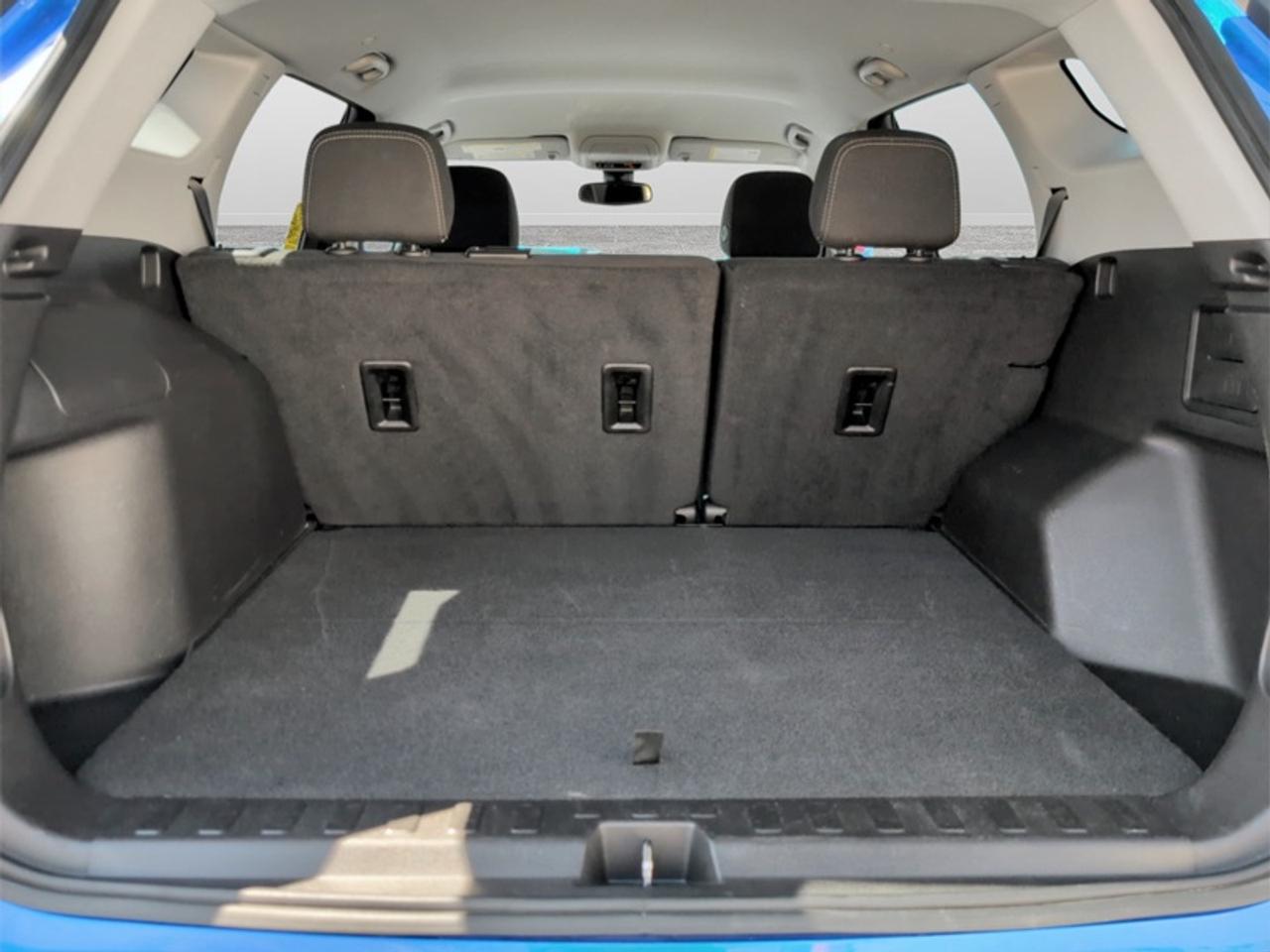 2024 GMC Terrain SLE  **CLEAN CARFAX** Photo