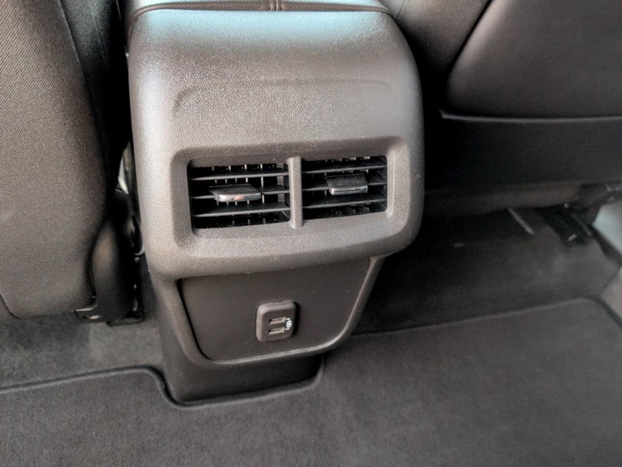 2024 GMC Terrain SLE  **CLEAN CARFAX** Photo