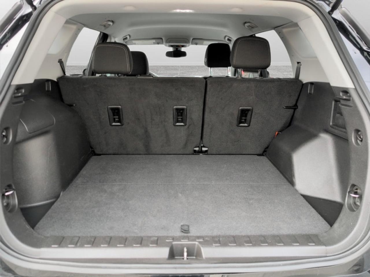 2024 GMC Terrain SLE  **CLEAN CARFAX** Photo