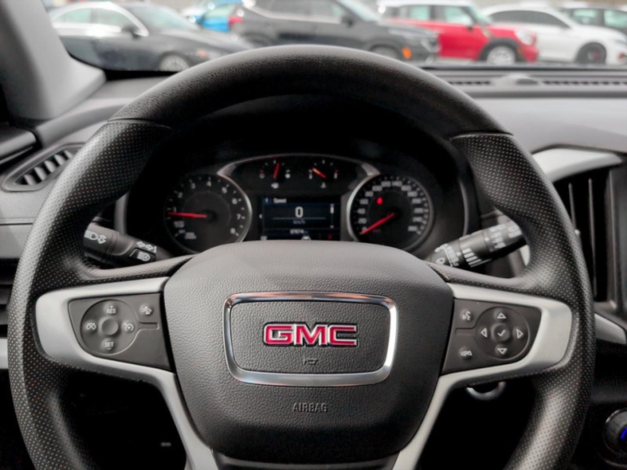 2024 GMC Terrain SLE  **CLEAN CARFAX** Photo