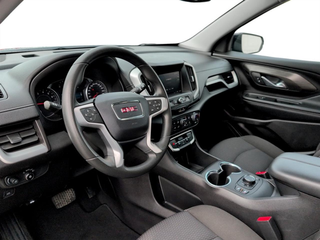 2024 GMC Terrain SLE  **CLEAN CARFAX** Photo