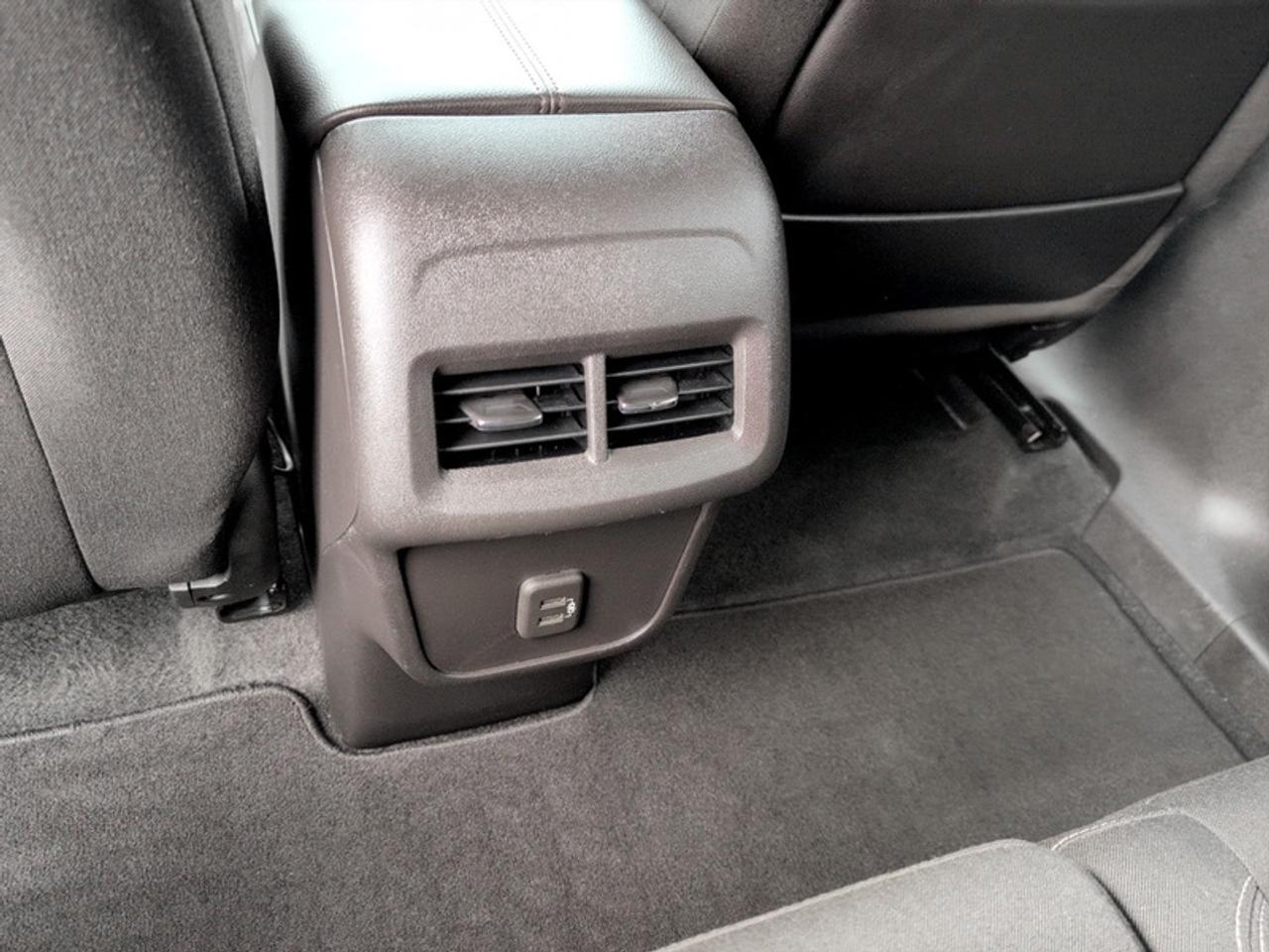 2024 GMC Terrain SLE  **CLEAN CARFAX** Photo