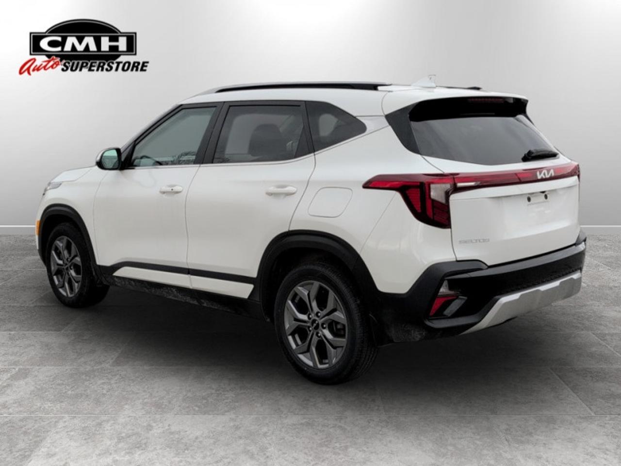 2025 Kia Seltos EX Photo4