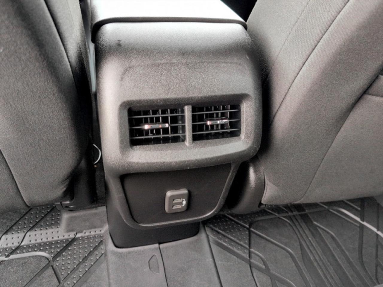 2020 Chevrolet Equinox LT Photo