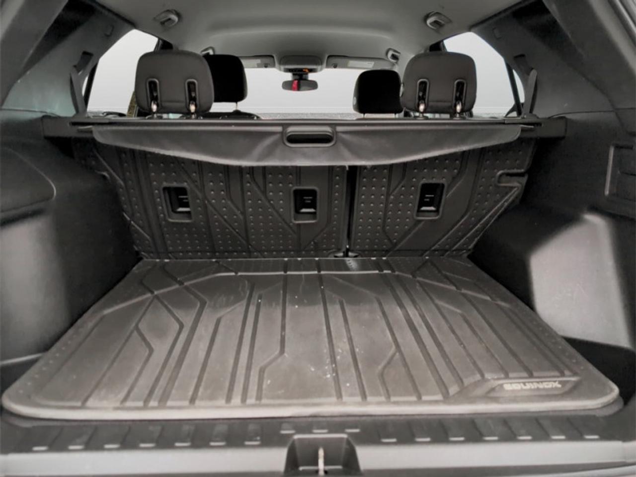 2020 Chevrolet Equinox LT  **CLEAN CARFAX** Photo
