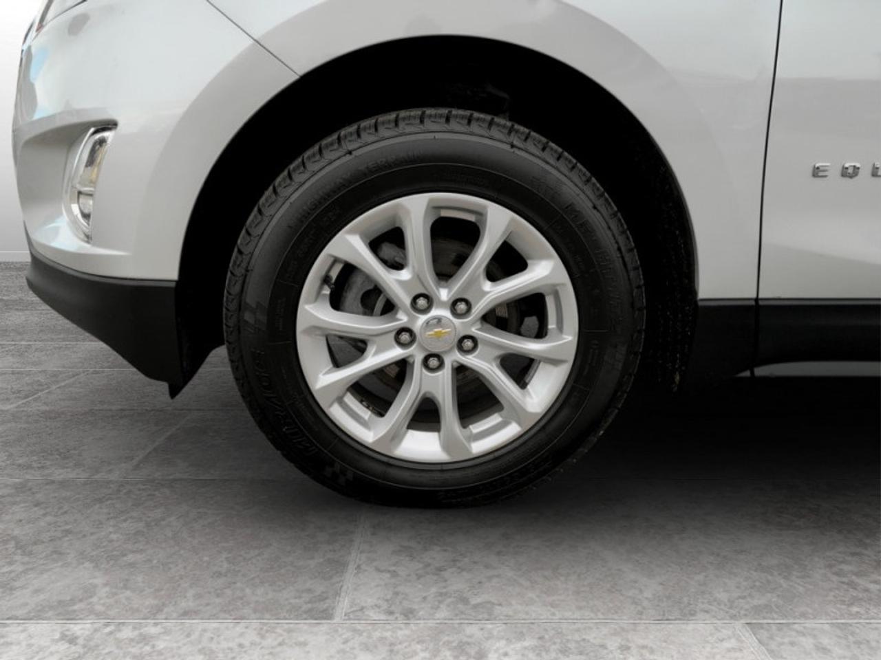 2020 Chevrolet Equinox LT  **CLEAN CARFAX** Photo