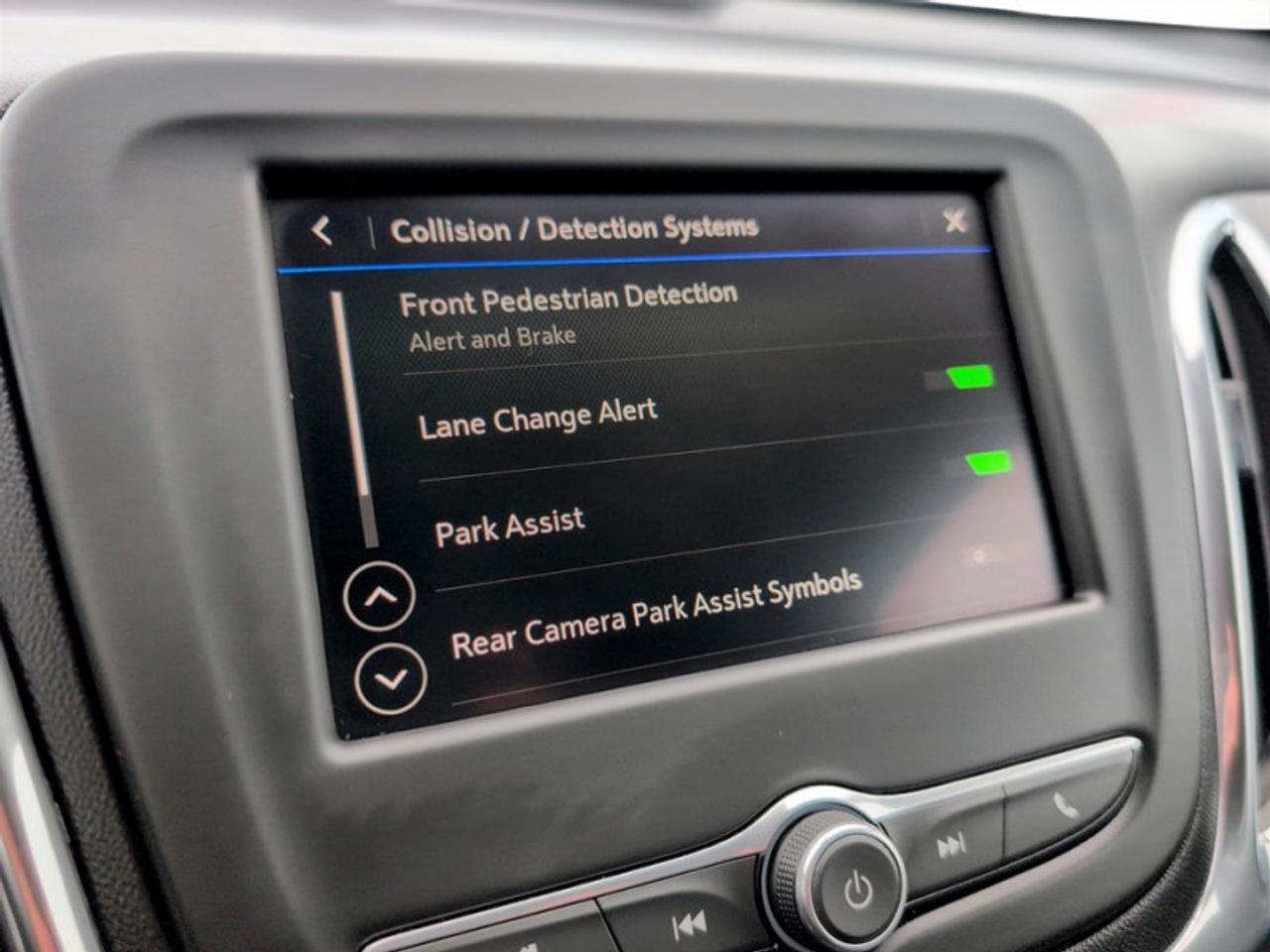 2020 Chevrolet Equinox LT  **CLEAN CARFAX** Photo
