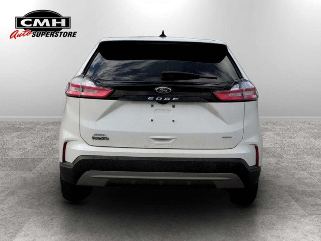 2022 Ford Edge SEL Photo