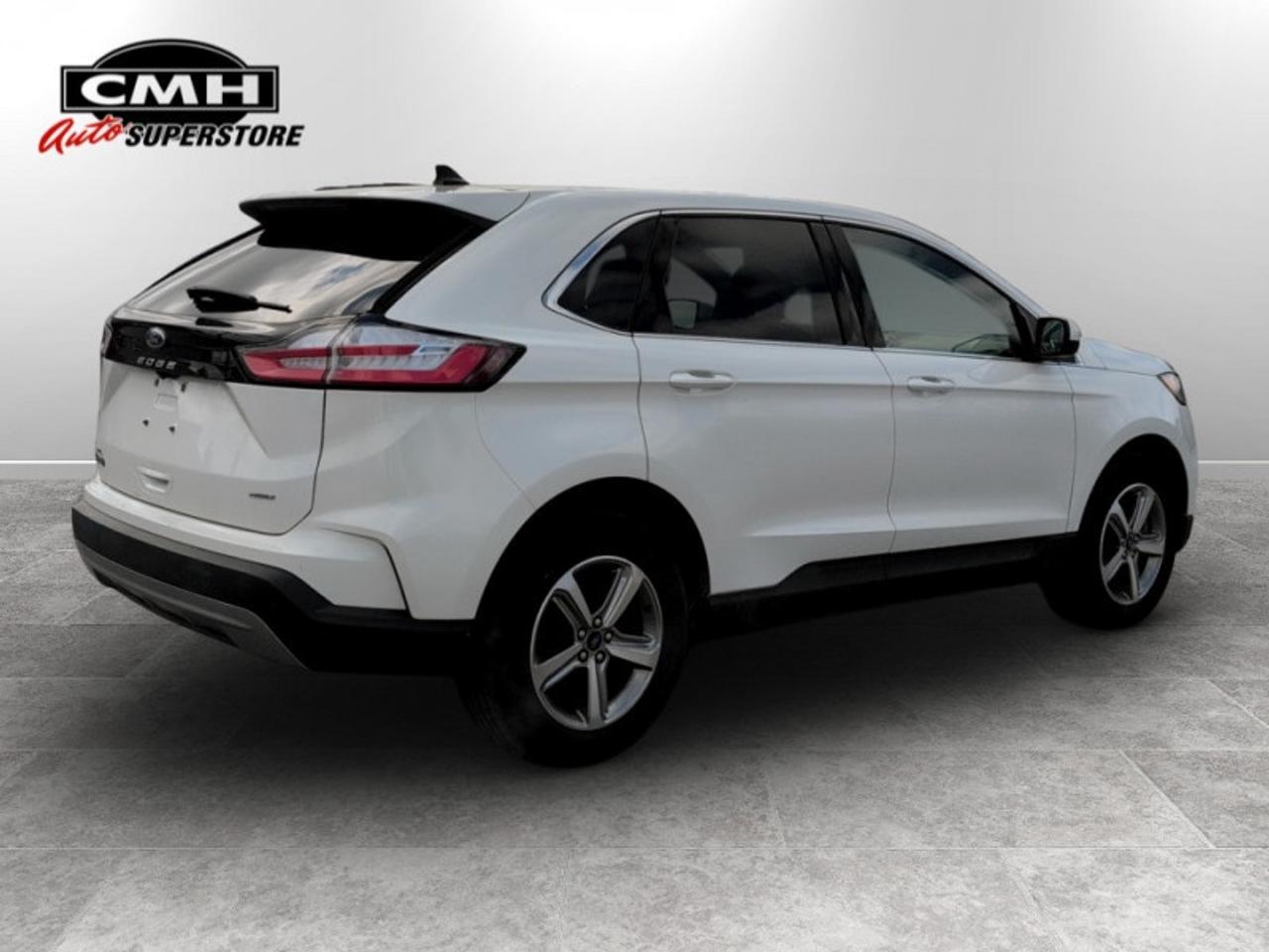 2022 Ford Edge SEL Photo3
