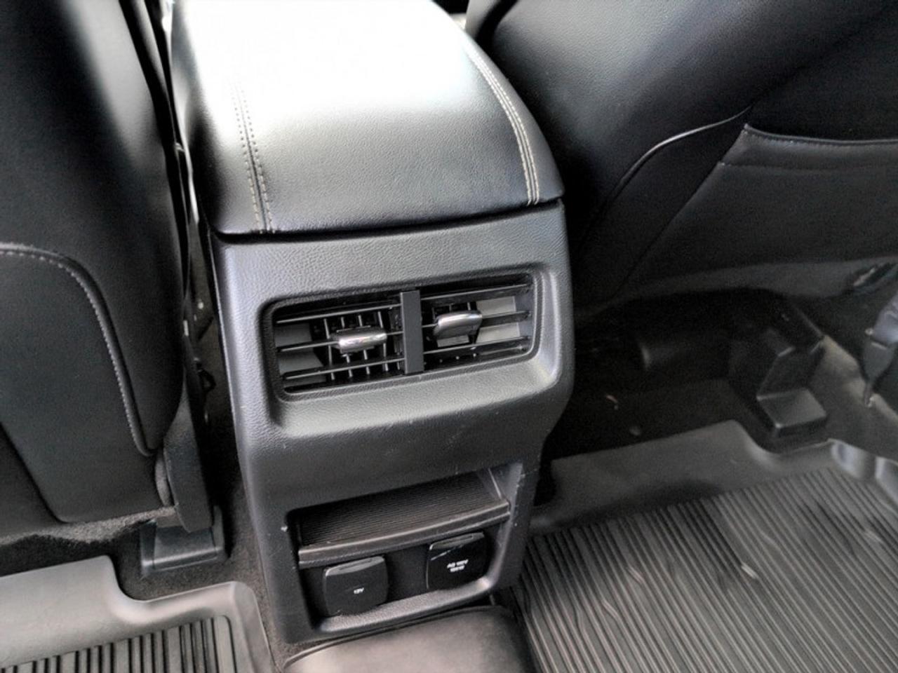 2020 Ford Edge Titanium  *CO-PILOT360 - COLD WEATH PKG* Photo