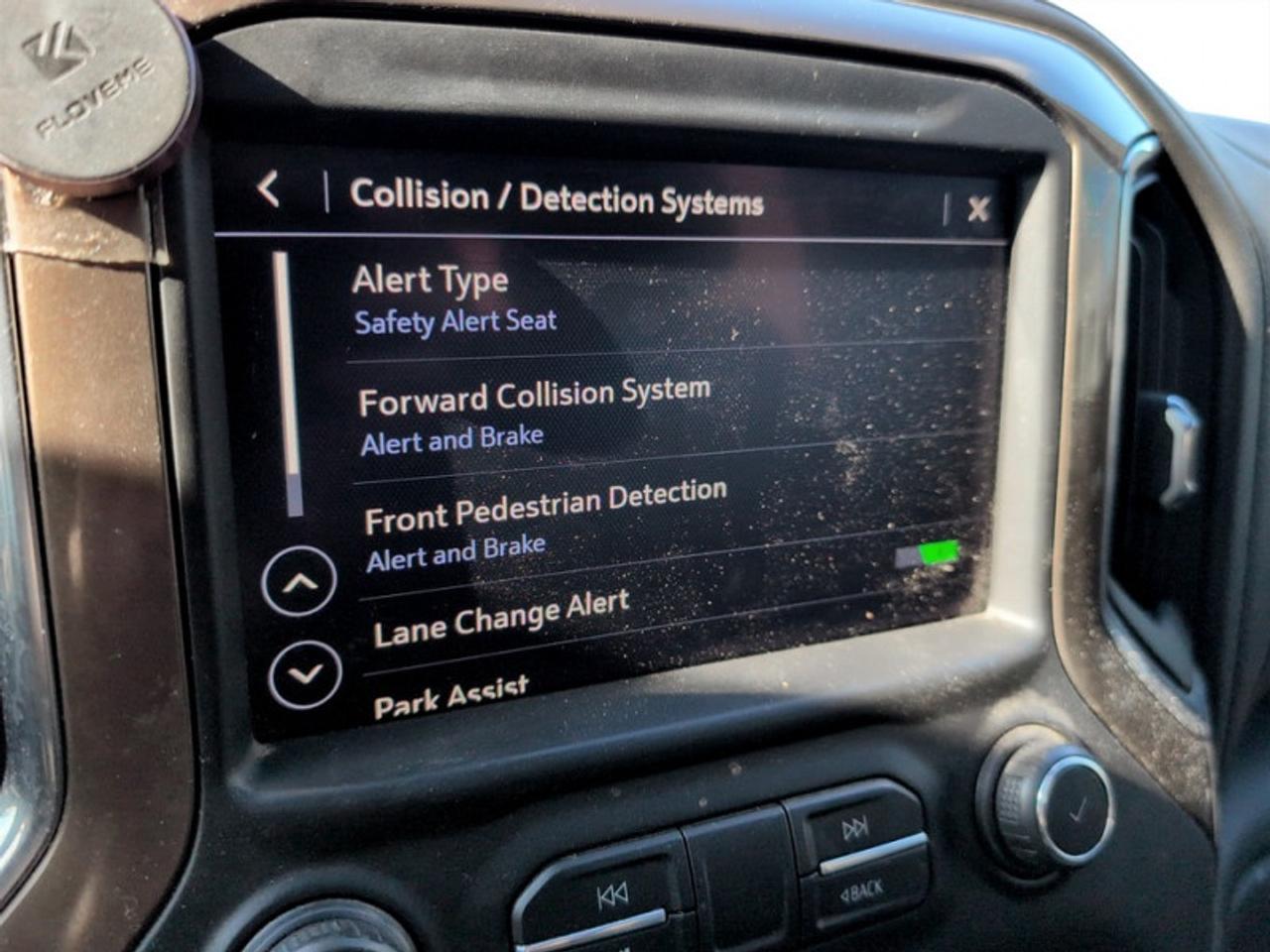 2019 Chevrolet Silverado 1500 High Country w/Deluxe Pkg Photo