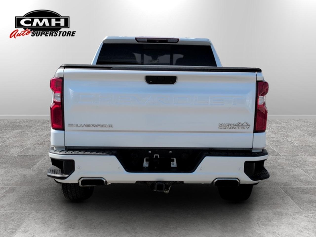2019 Chevrolet Silverado 1500 High Country w/Deluxe Pkg  **CLEAN CF** Photo3