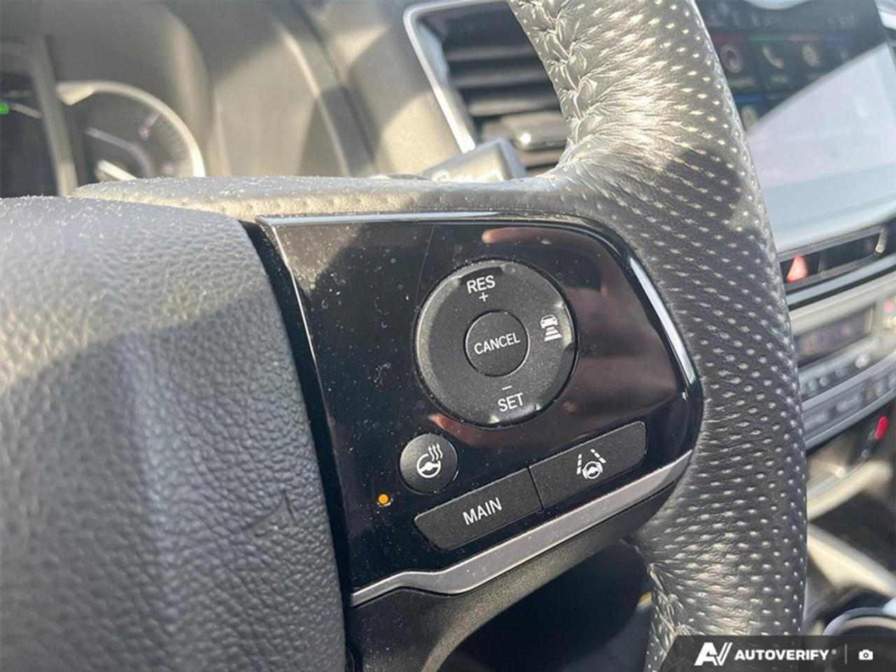 2022 Honda Passport Touring  TOURING, AWD, LEATHER, SUNROOF Photo