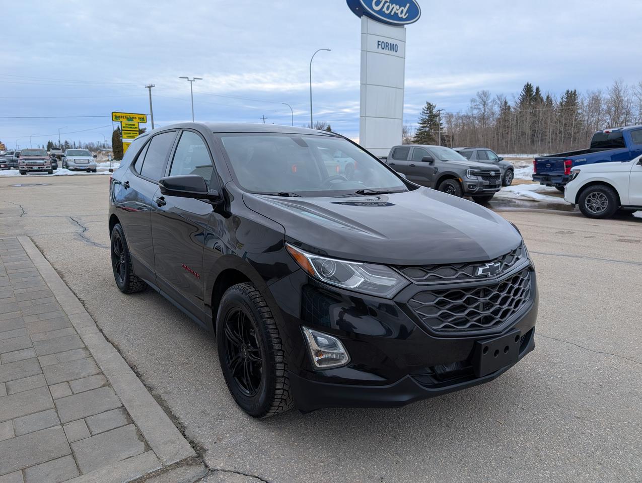 2019 Chevrolet Equinox LT Photo3