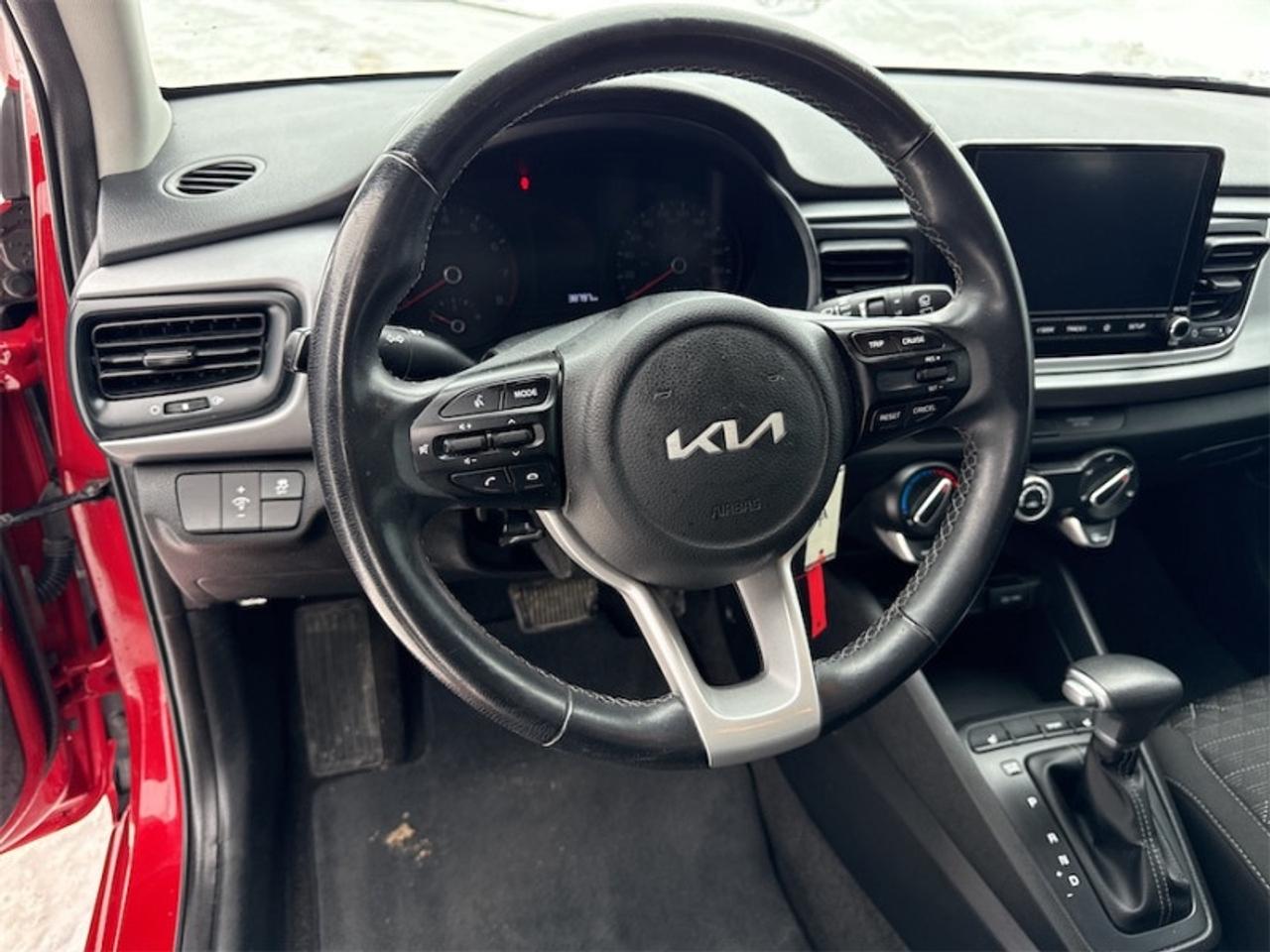 2023 Kia Rio 5-Door LX+ IVT  Heated Seats $144 B/W Photo4