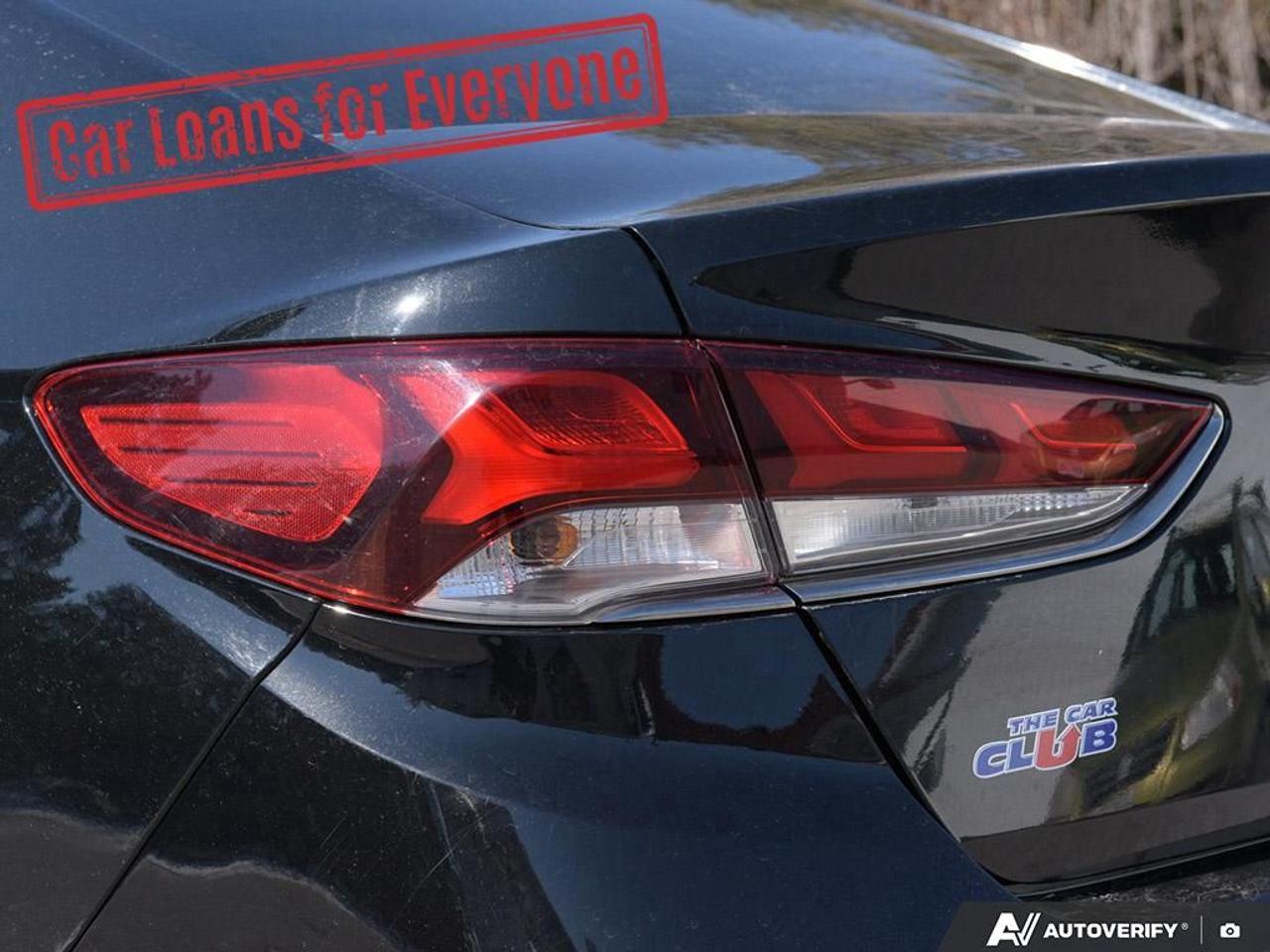 2019 Hyundai Sonata ESSENTIAL Photo