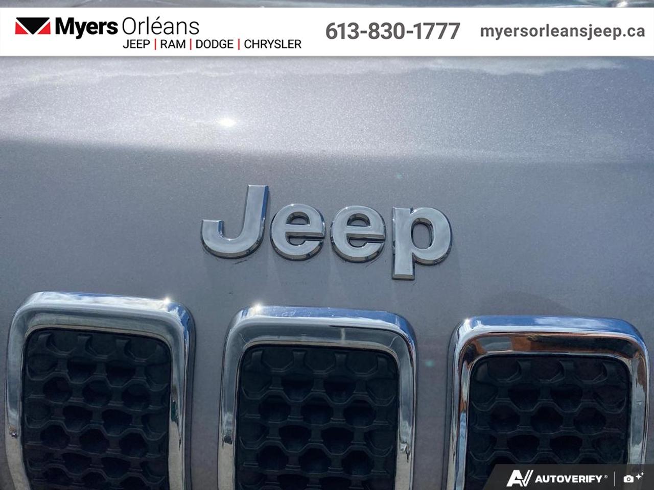 2020 Jeep Cherokee Sport   - UConnect 3 -  Rear Camera Photo